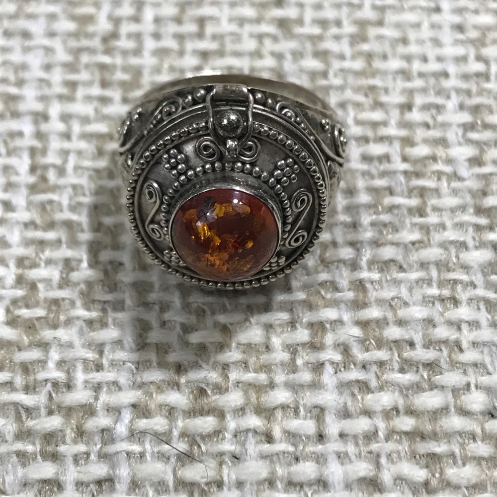 Sterling Silver Amber Poison Pillowbox Ring Sz9.25